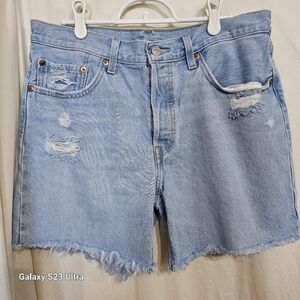 Levi's 501 Denim Jean Shorts with Raw Hem Distressed Light Washed waist 30 Inch